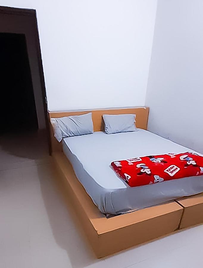 Dadri Roomshala 110 Hotel Mulaqaat - Shiv Nadar University מראה חיצוני תמונה