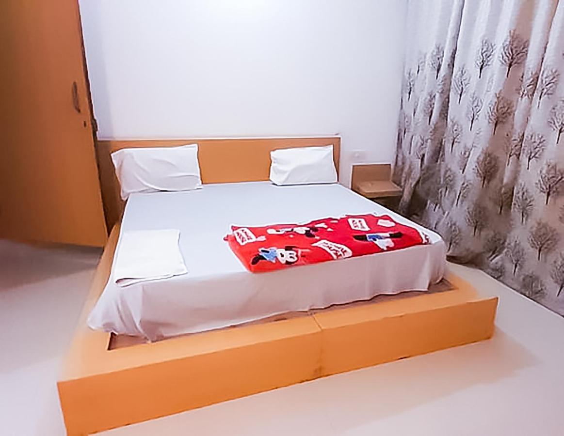 Dadri Roomshala 110 Hotel Mulaqaat - Shiv Nadar University מראה חיצוני תמונה